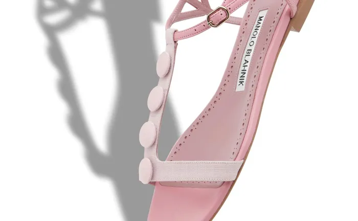 Women Flats Manolo Blahnik HULANE Light Pink Linen TBar Button Flat Sandals Women Flats Manolo Blahnik HULANE Light Pink Linen TBar Button Flat Sandals