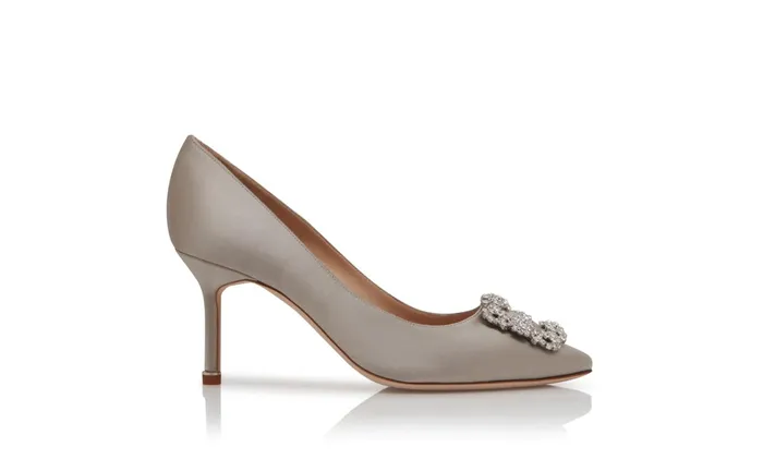 Women Hangisi Manolo Blahnik HANGISI 70 Light Grey Satin Jewel Buckle Pumps Women Hangisi Manolo Blahnik HANGISI 70 Light Grey Satin Jewel Buckle Pumps