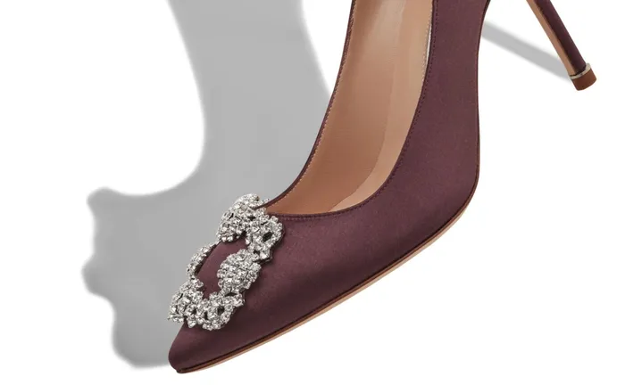 Women Hangisi Manolo Blahnik HANGISI 90 Dark Purple Satin Jewel Buckle Pumps Women Hangisi Manolo Blahnik HANGISI 90 Dark Purple Satin Jewel Buckle Pumps