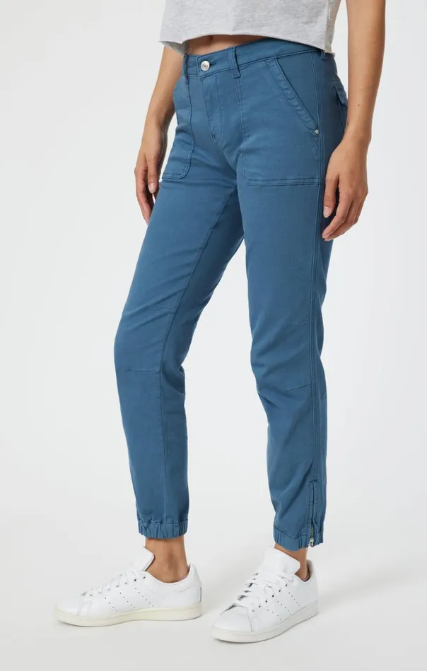 Women Ivy Slim Cargo In Oceanview Twill Mavi Jeans Pants