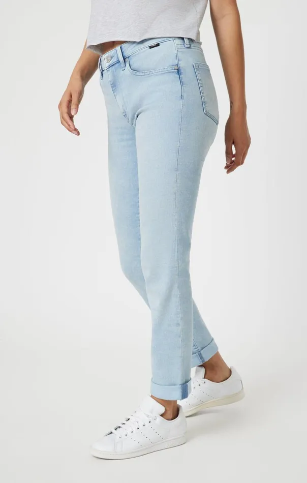 Women Kathleen Slim Boyfriend In Bleach Feather Blue Mavi Jeans Denim