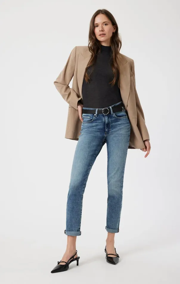 Women Kathleen Slim Boyfriend In Light Used Feather Blue Mavi Jeans Denim