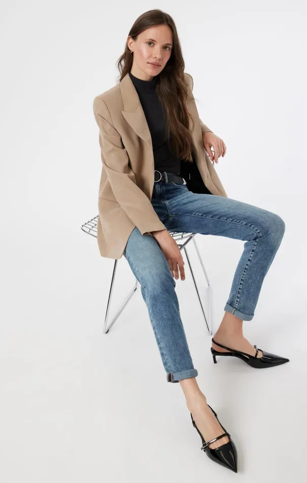 Women Kathleen Slim Boyfriend In Light Used Feather Blue Mavi Jeans Denim