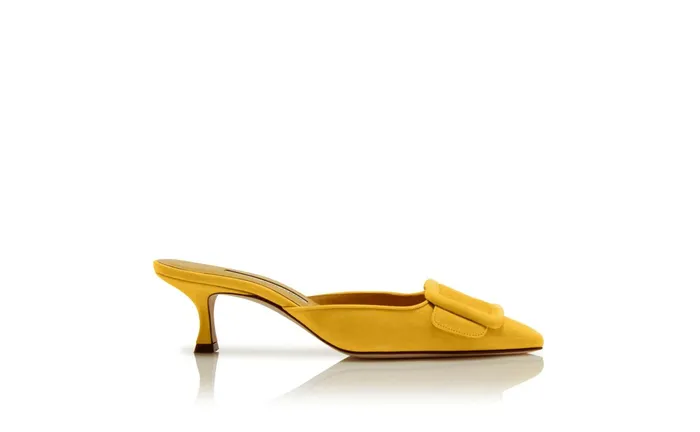 Women Low Heels Manolo Blahnik MAYSALE 50 Yellow Suede Buckle Mules Women Low Heels Manolo Blahnik MAYSALE 50 Yellow Suede Buckle Mules