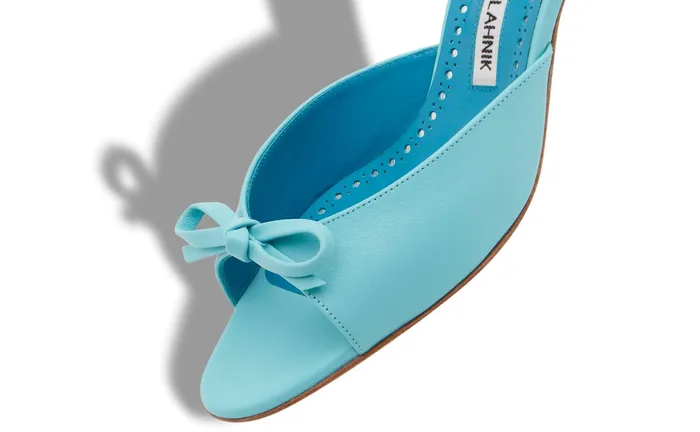 Women Low Heels Manolo Blahnik PERTINANU Blue Nappa Leather Bow Detail Mules Women Low Heels Manolo Blahnik PERTINANU Blue Nappa Leather Bow Detail Mules