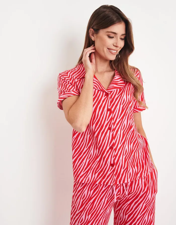 Women Pink and Red Tiger Print Pyjamas 2Piece Set Pink Threadbare Loungewear Women Pink and Red Tiger Print Pyjamas 2Piece Set Pink Threadbare Loungewear