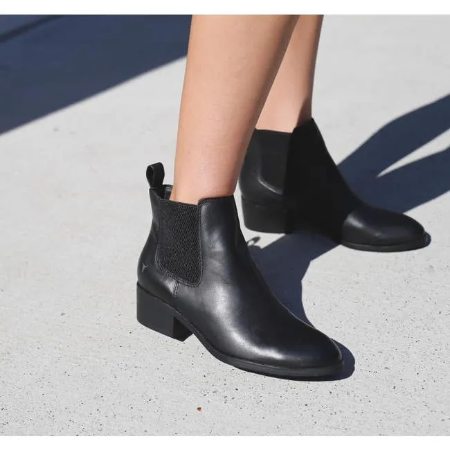 Women Ravee Black Leather Boots Windsor Smith Boots