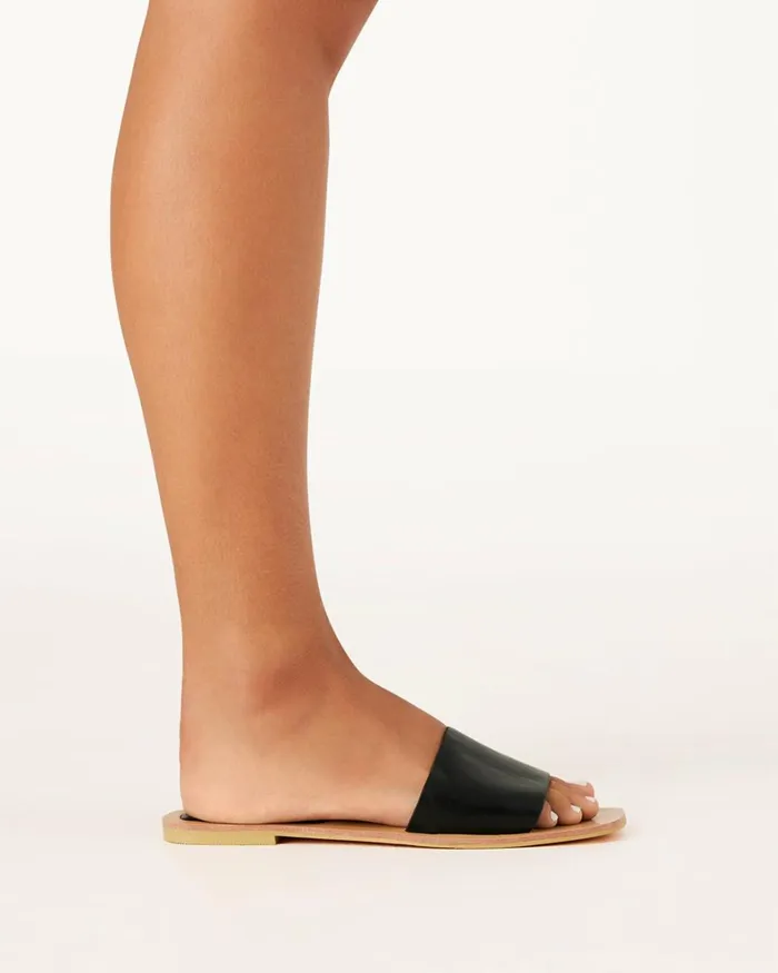 Women Sandals and Slides Billini ZONA 8211 BLACK