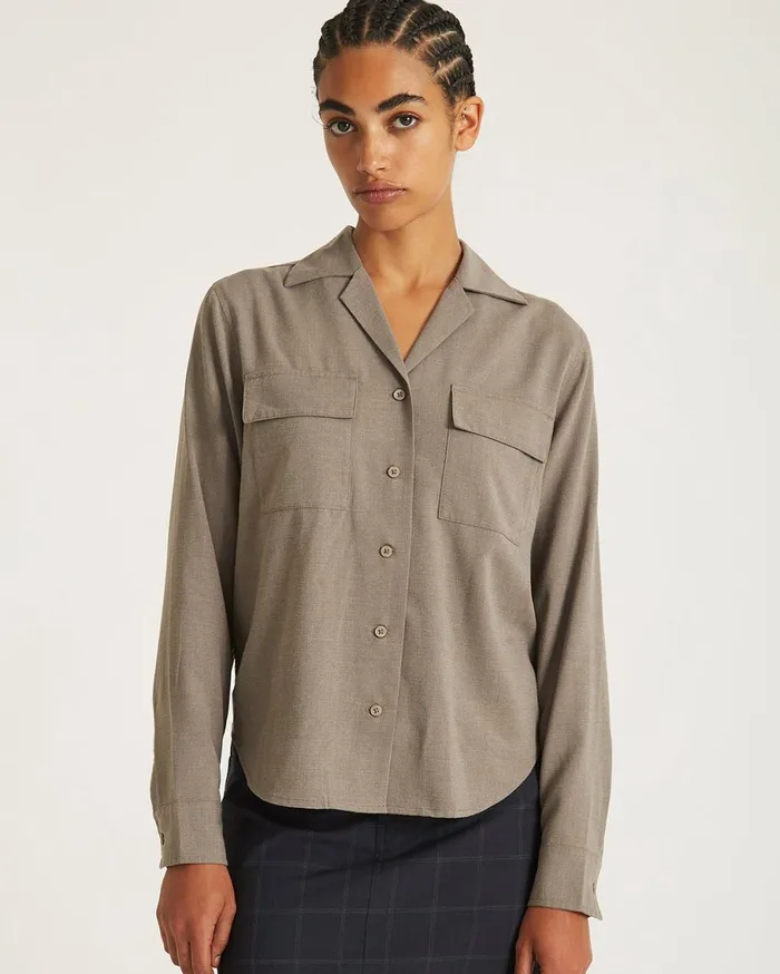 Women Saturdays NYC Shirts Lomedico Gabardine LS Shirt Taupe Women Saturdays NYC Shirts Lomedico Gabardine LS Shirt Taupe