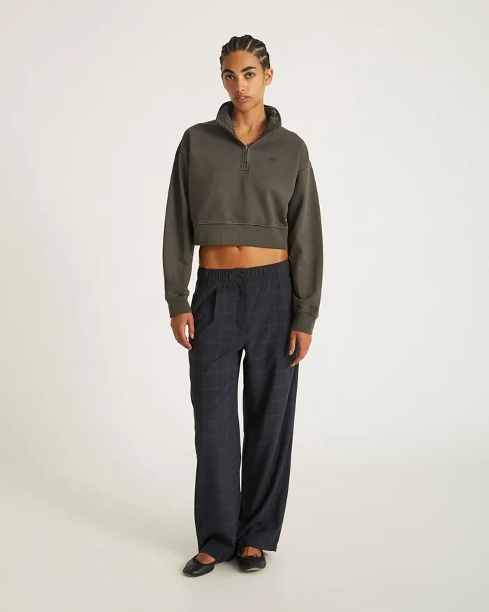 Women Saturdays NYC Sweatshirts and Sweatpants Eldridge Fundamental Cropped Quarter Zip Black