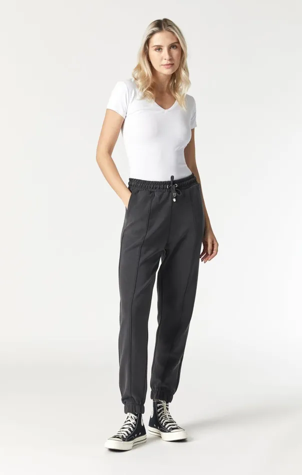 Women Slim Straight Sweatpants In Black Mavi Jeans Pants Women Slim Straight Sweatpants In Black Mavi Jeans Pants