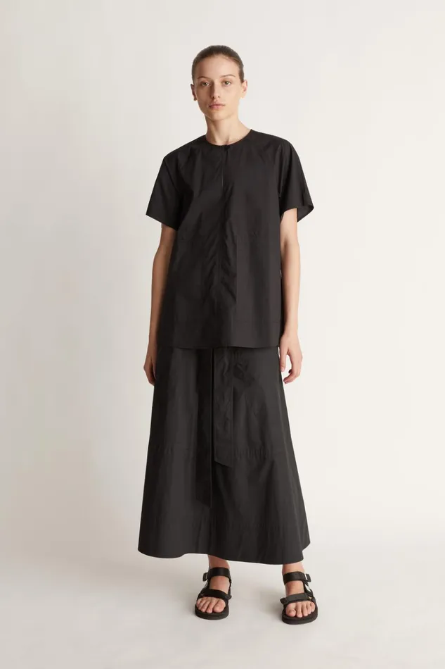 Women Tops And Shirts Lee Mathews LM Poplin Tee Black
