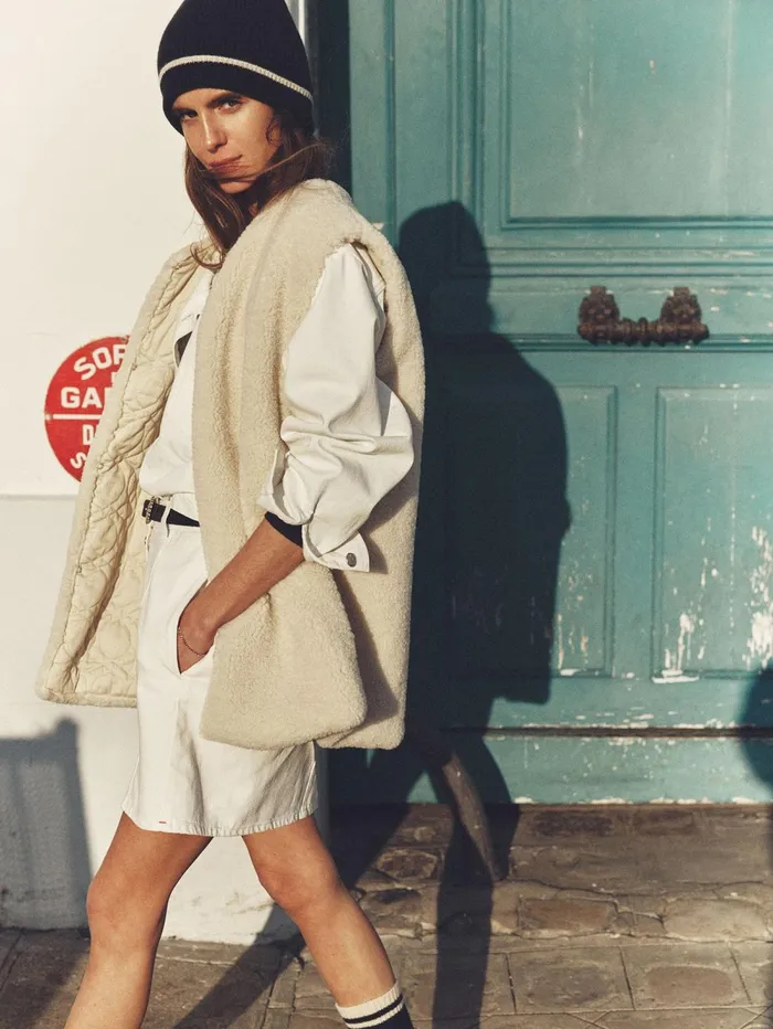 XRENA Cream Thea Vest Women Sweaters and Jackets XRENA Cream Thea Vest Women Sweaters and Jackets