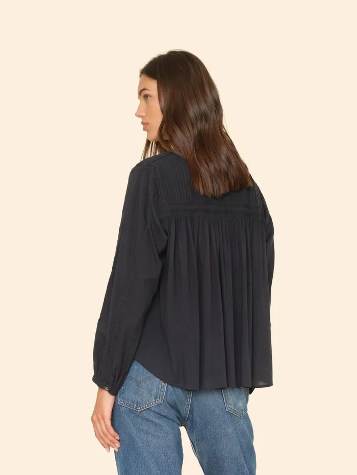XRENA Obsidian Daisy Top Women Tops XRENA Obsidian Daisy Top Women Tops